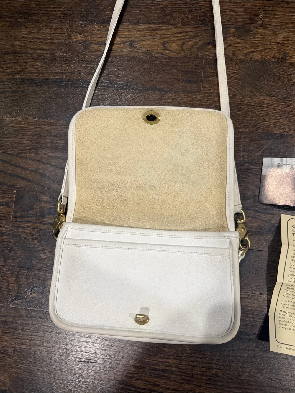 Vintage Coach A70-9755 Cream Ivory Leather Turn-Lock Crossbody Bag &original Ads